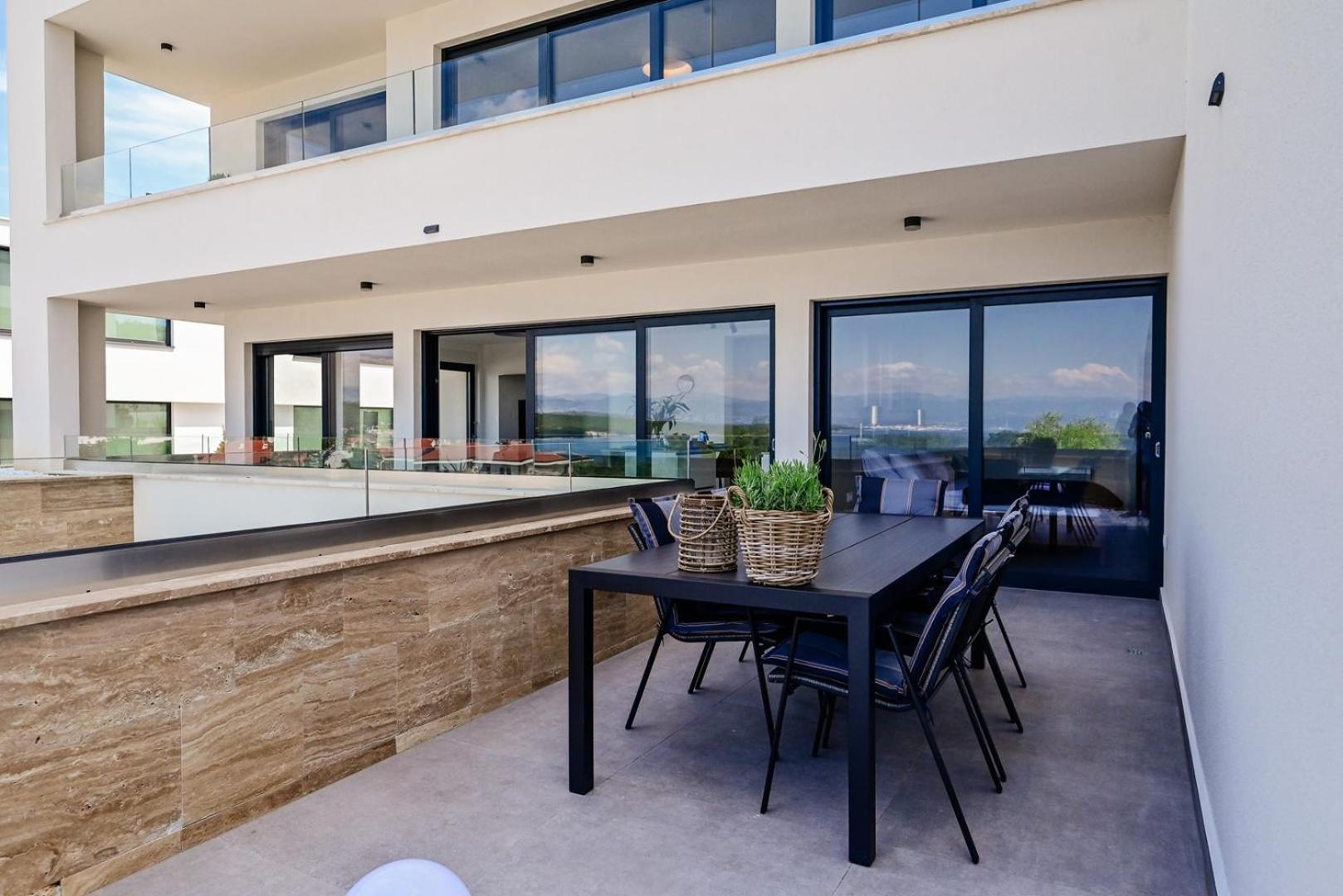 Apartments Sea & Stone Malinska Exterior photo